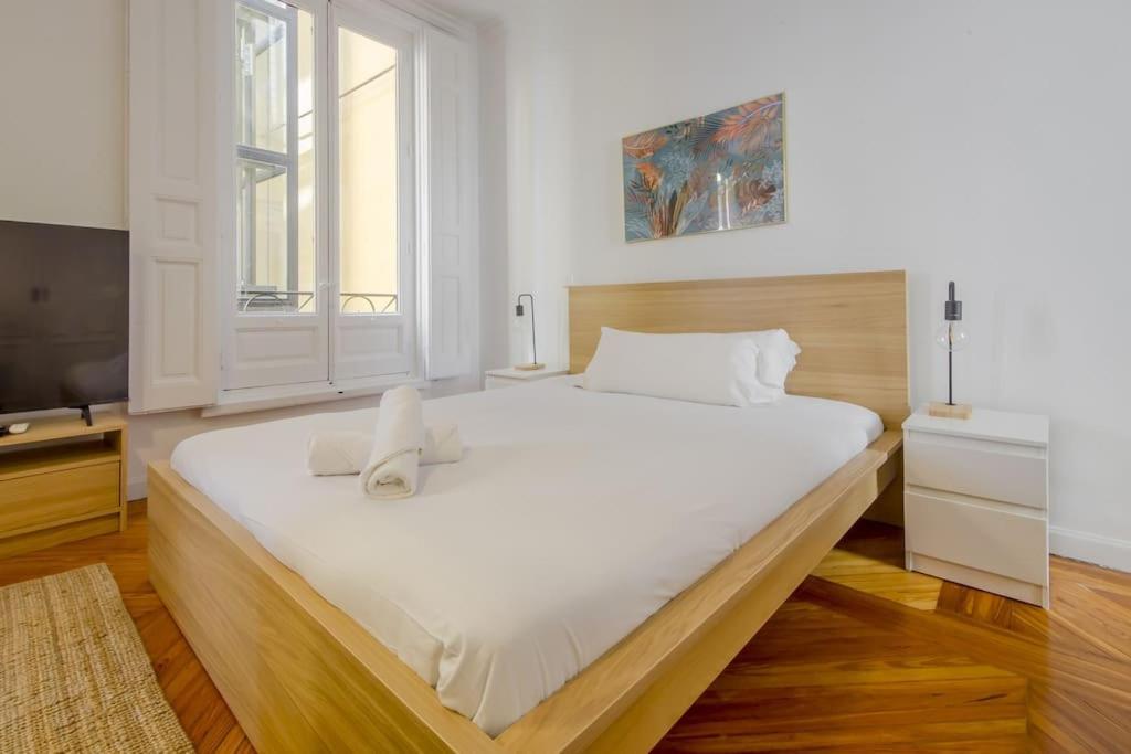 Petite E Chic Loft Para 3 En El Corazon De מדריד מראה חיצוני תמונה
