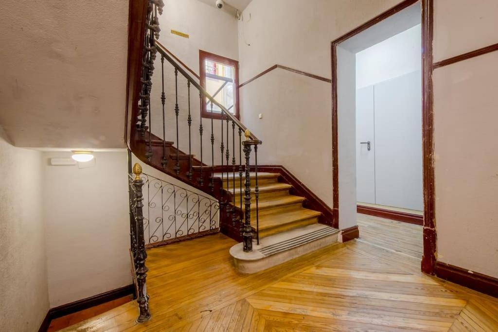 Petite E Chic Loft Para 3 En El Corazon De מדריד מראה חיצוני תמונה