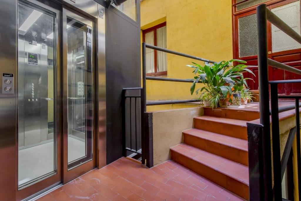 Petite E Chic Loft Para 3 En El Corazon De מדריד מראה חיצוני תמונה